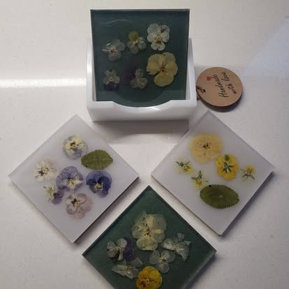 Square coaster set flowers
